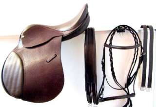   very well made English CLOSE CONTACT Saddle 18, also comes in a 17