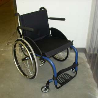 TiLite 18X17 Aero Z Aluminum Wheelchair SN 31706  